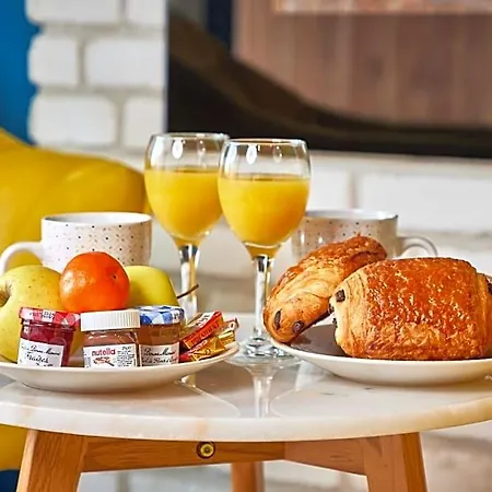 So Chic - Le Domaine